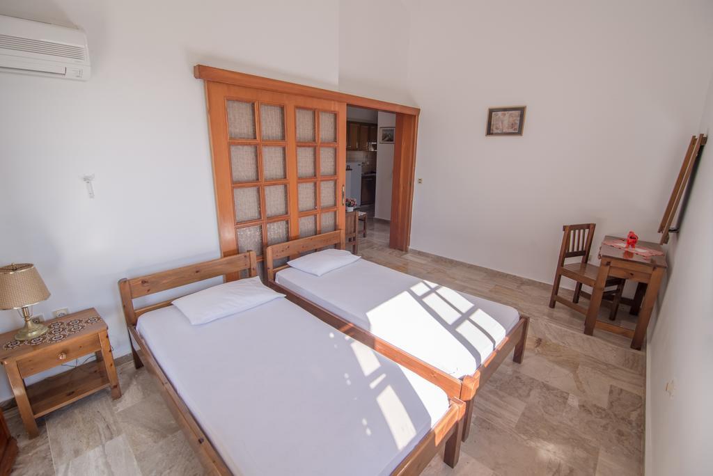 Maria Parameriti Apartments Poros  Bagian luar foto