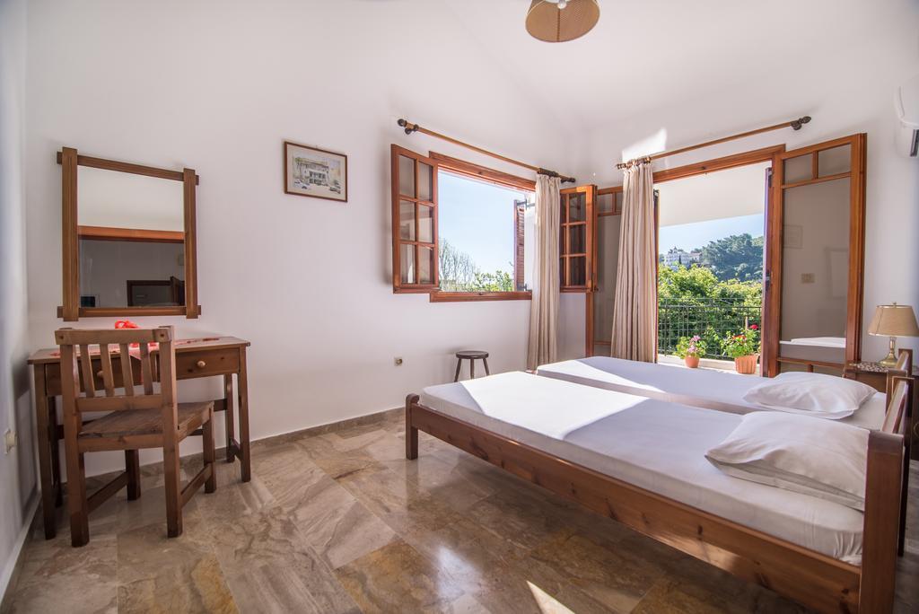 Maria Parameriti Apartments Poros  Bagian luar foto