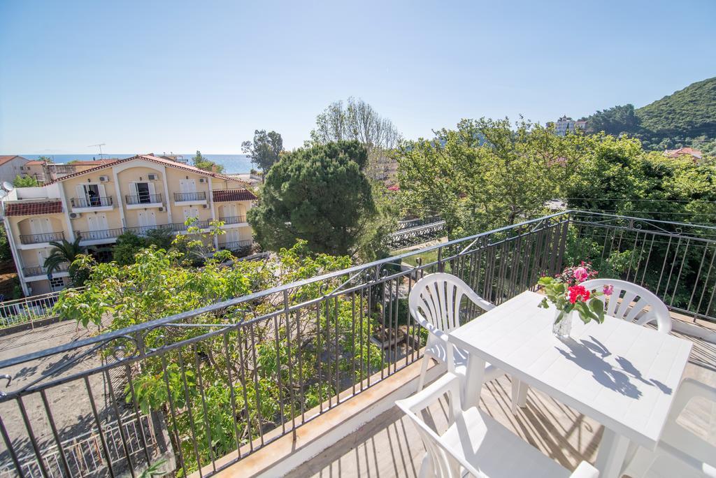 Maria Parameriti Apartments Poros  Bagian luar foto