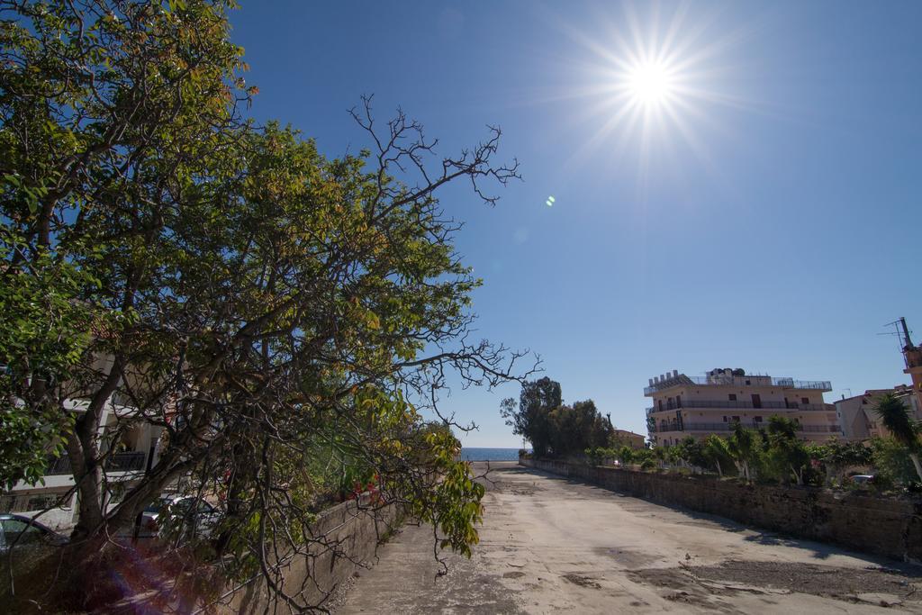 Maria Parameriti Apartments Poros  Bagian luar foto