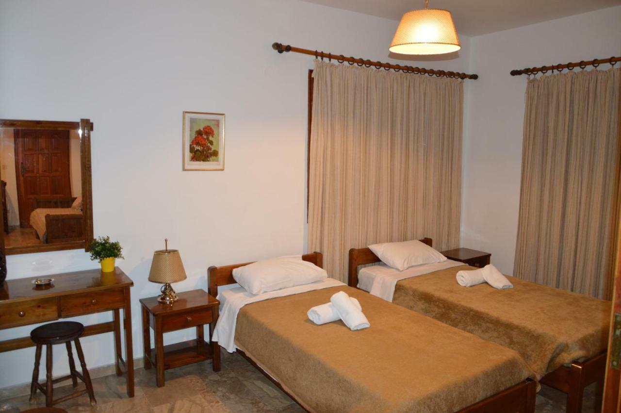 Maria Parameriti Apartments Poros  Bagian luar foto