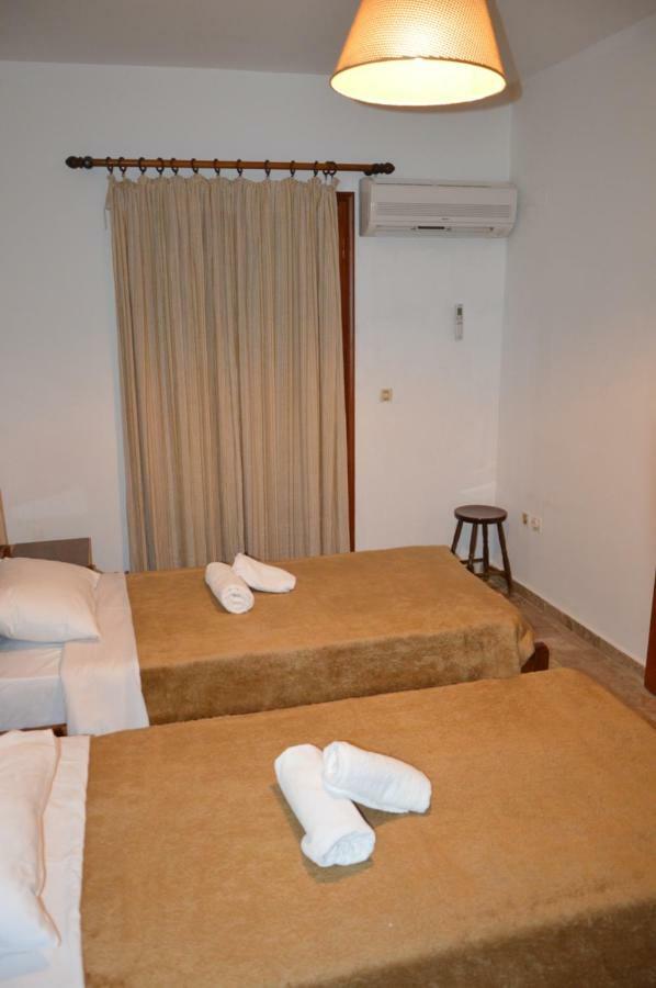 Maria Parameriti Apartments Poros  Bagian luar foto