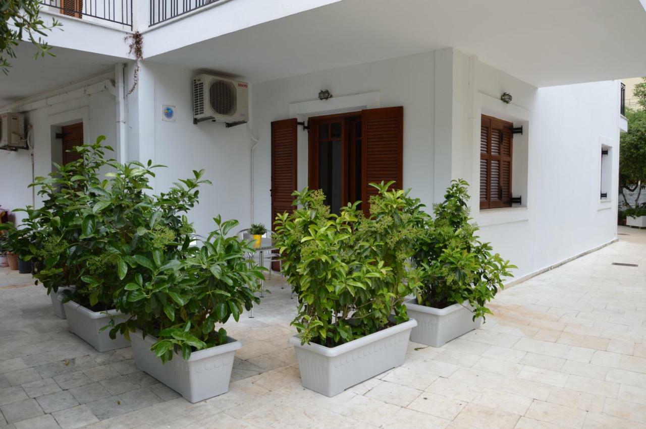 Maria Parameriti Apartments Poros  Bagian luar foto