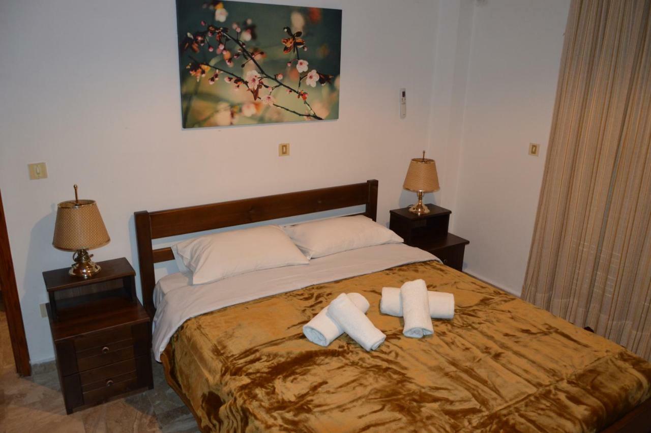 Maria Parameriti Apartments Poros  Bagian luar foto